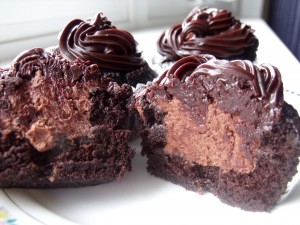 chocolate stuffed cupcakes