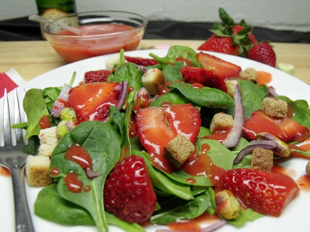 spinach and fresh strawberry salad