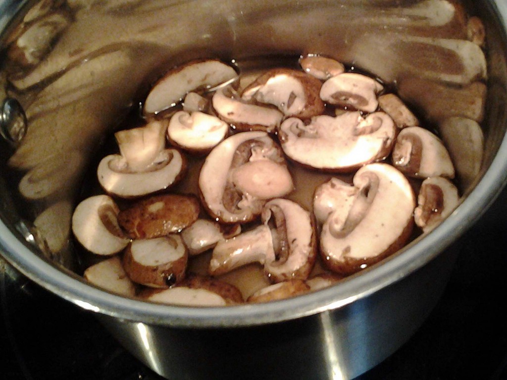 mushroom wild rice soup mushrooms_edited-1
