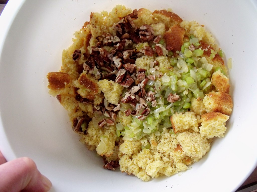 cornbread stuffing ingredients