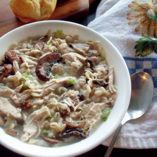 http://www.cindysrecipesandwritings.com/wp-content/uploads/2014/11/Creamy-Chicken-Barley-Soup_edited-1-550x550.jpg