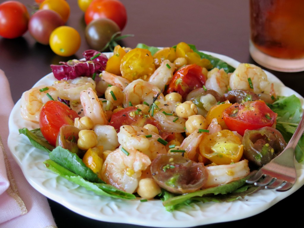 Shrimp Chickpeas and Tomatoes Salad