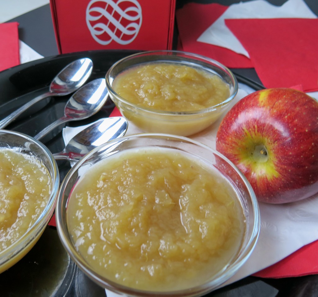 Slow Cooker Ginger Applesauce