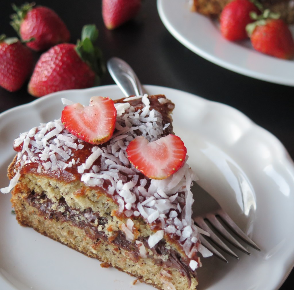 Strawberry Chocolate Banana Cake