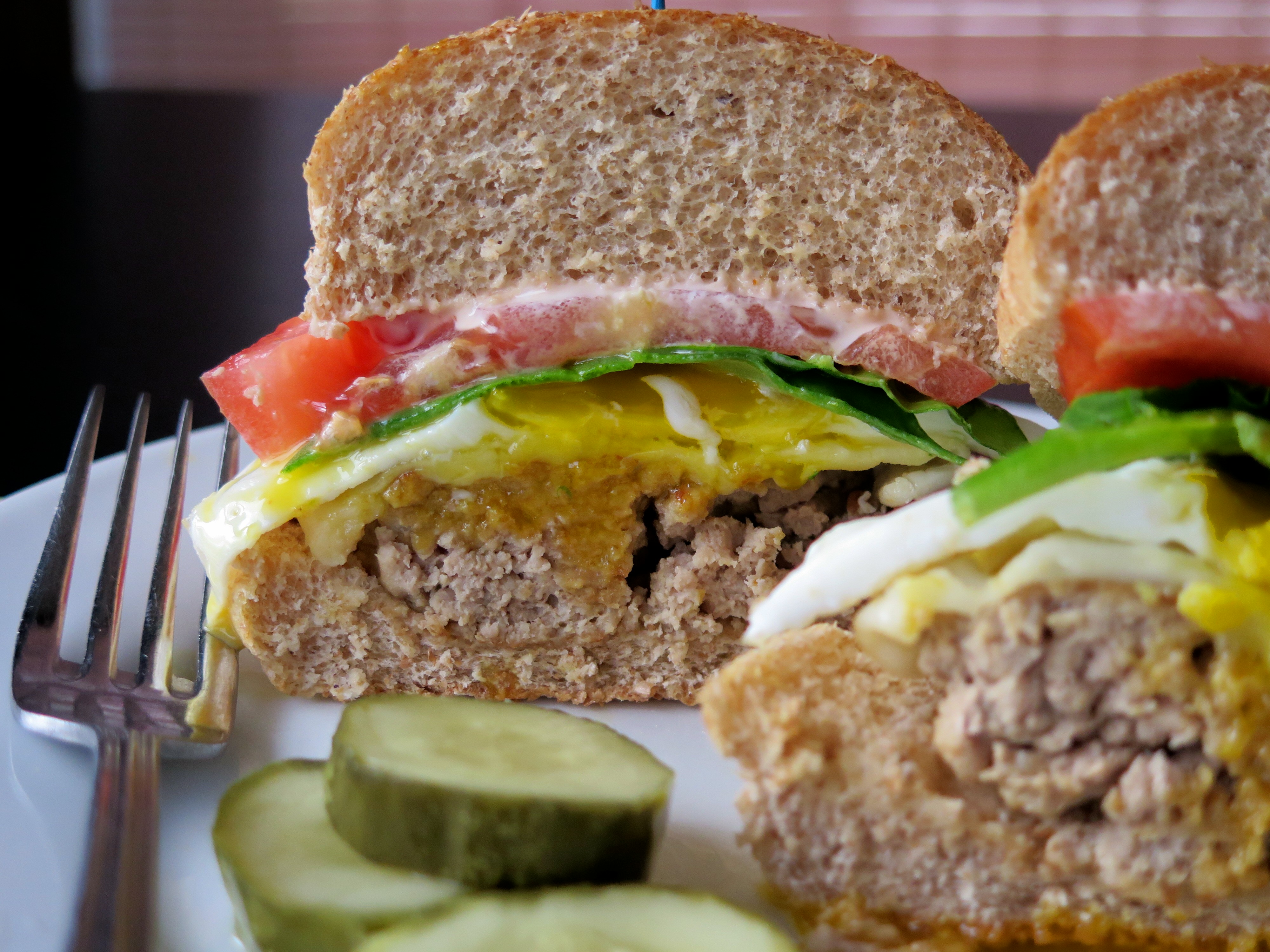 Sunny Side Up Burger #SundaySupper - Cindy's Recipes and Writings