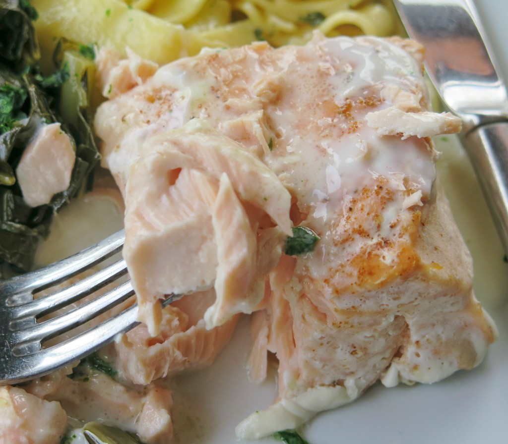 Salmon with Citrus Yogurt Sauce bite