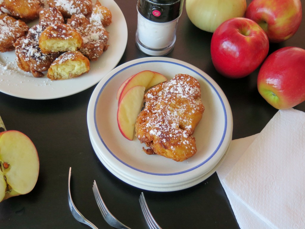 apple onion fritter table