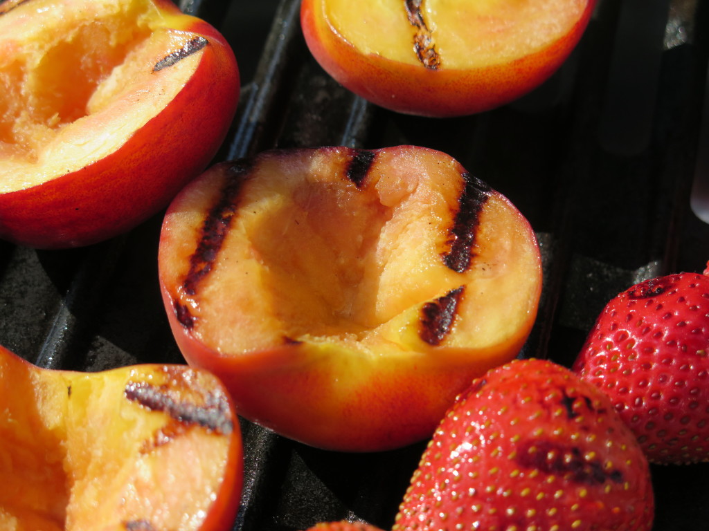 grilled peaches