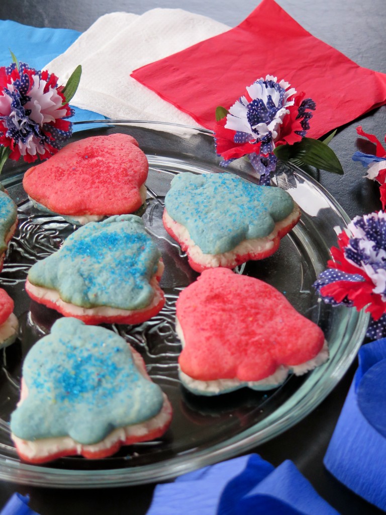 Liberty Bell Sandwich Cookies 1