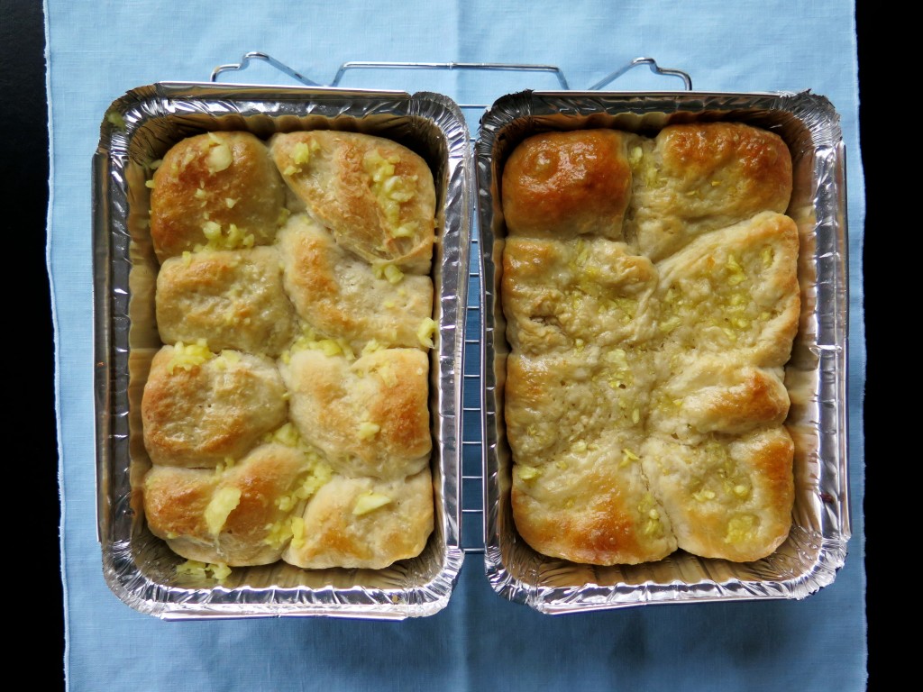 baked pull-apart rolls