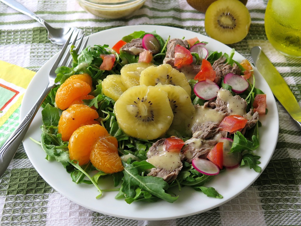 Kiwifruit and Steak Salad
