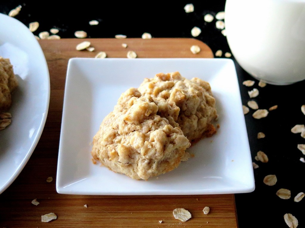 almond-oatmeal-cookie-1280x959