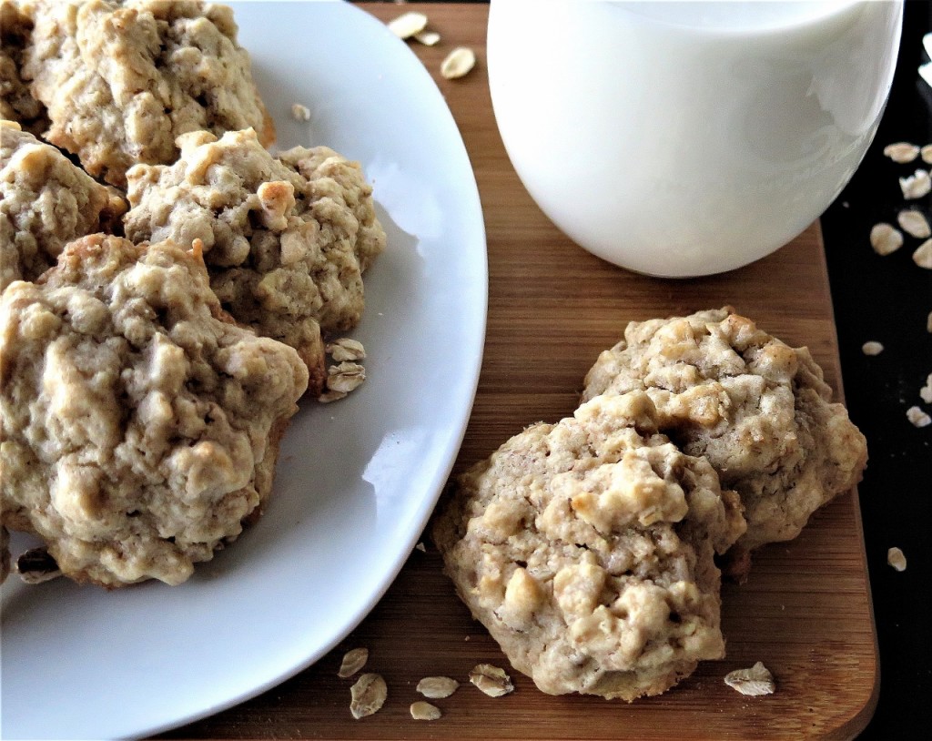 almond-oatmeal-cookies-1280x1017