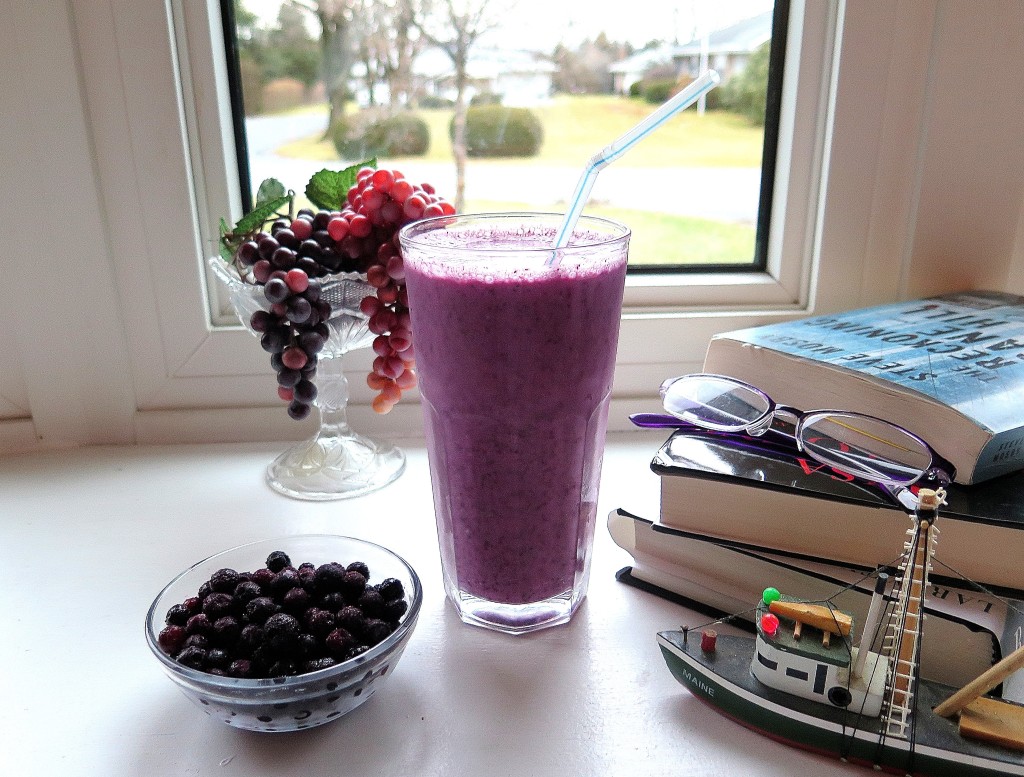Nuts About Wild Blueberry Smoothies