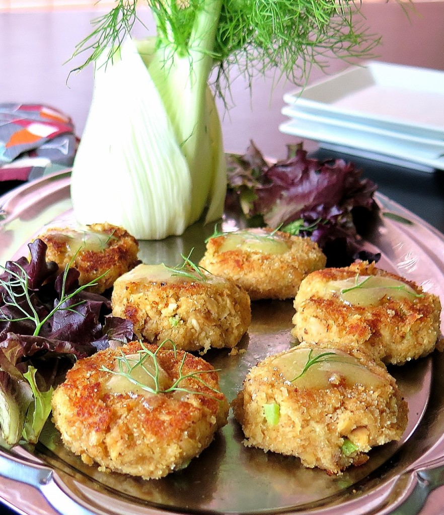 Mini Salmon Cakes with Anise Garlic Aioli