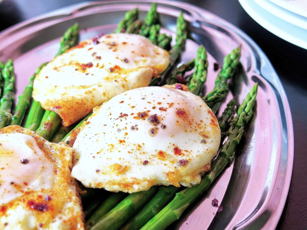 Smoked Eggs Over Asparagus #BrunchWeek