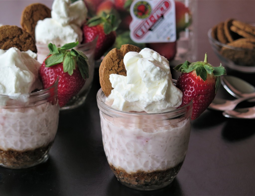 Strawberry Ginger Rice Pudding Cups