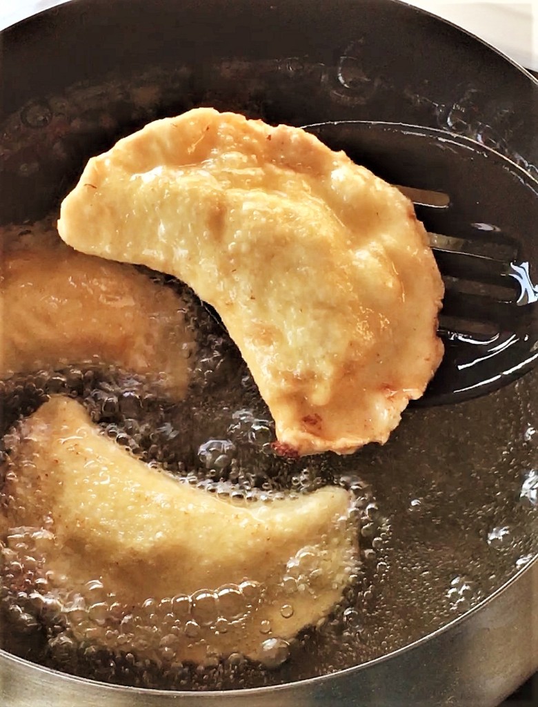 Fried pierogie