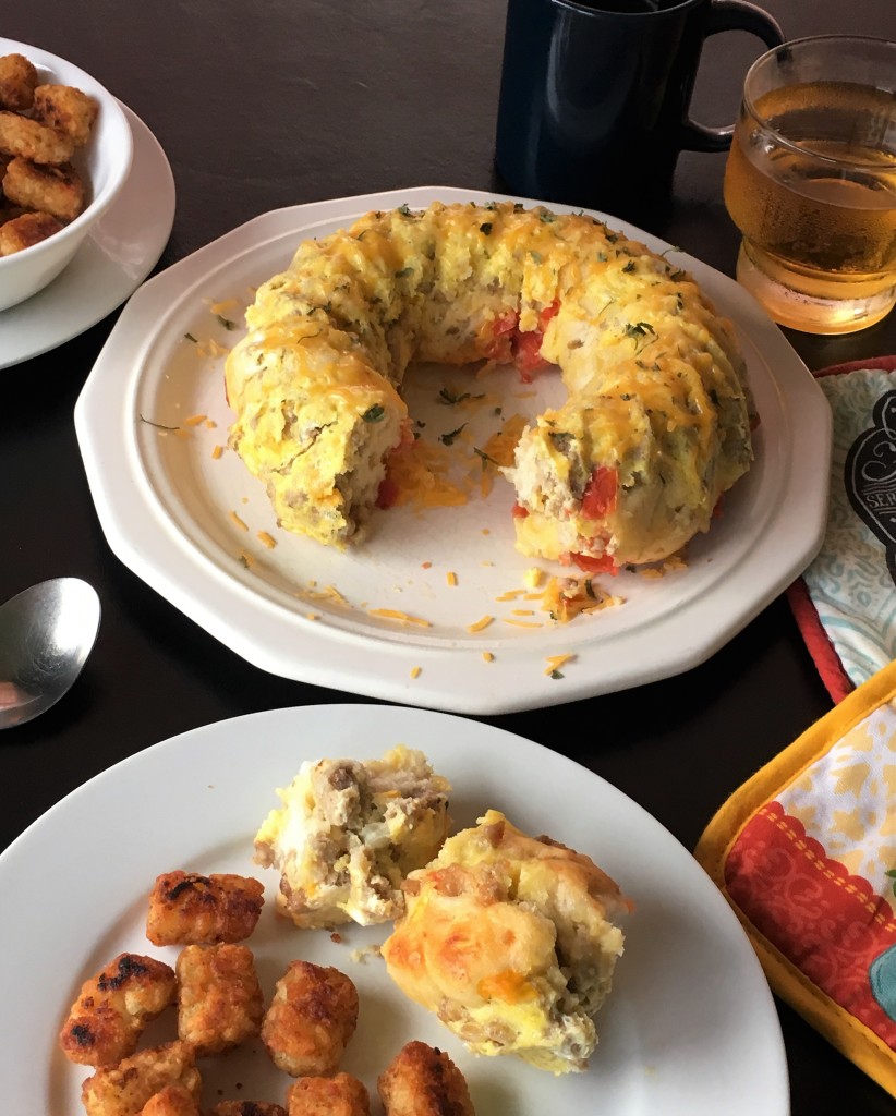 Breakfast Monkey Bread 