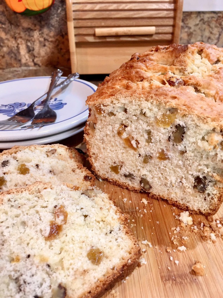 Golden Raisin Walnut Bread 