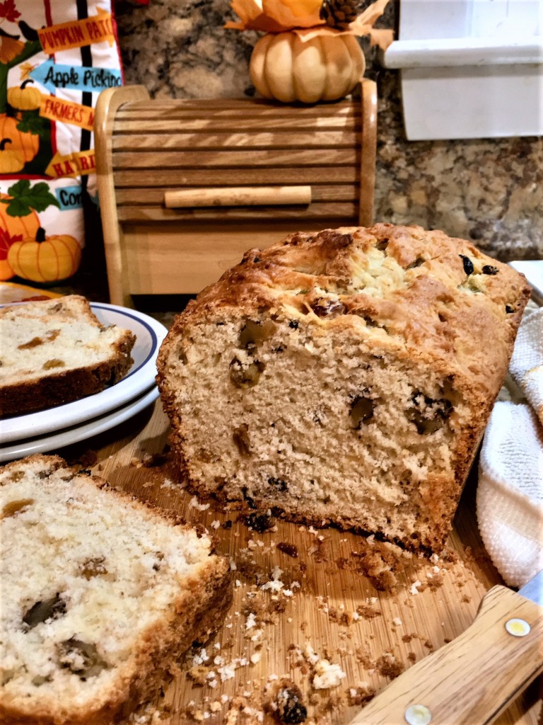 Golden Raisin Walnut Bread 