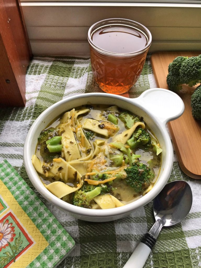 Cheesy Broccoli Pesto Noodle Soup